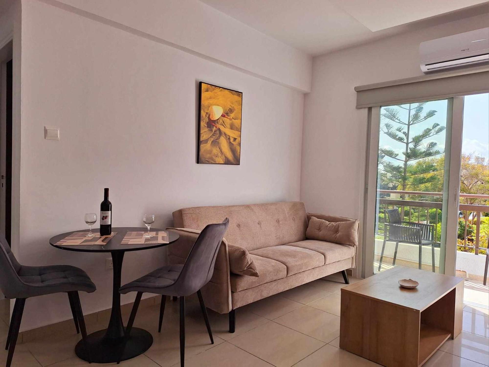 Stylish Apt Kato Paphos Close To Beach & Vibrant Harbor Life Luaran gambar